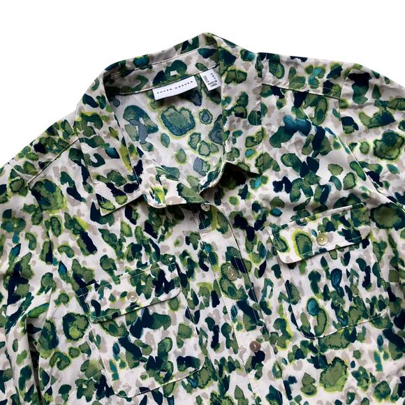 Susan Graver Liquid Knit Collared Button-Up Blouse Size M Green Print - Picture 2 of 7